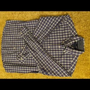 TOMMY HILFIGER Men’s long sleeve shirt.